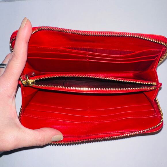 Authentic Miu Miu Red Crocodile croc Embossed Leather Zip Around Wallet - Picture 10 of 13